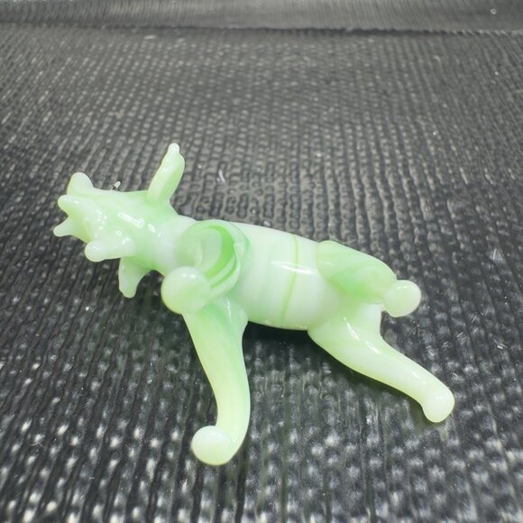 Vintage Venetian Blown Glass Elephant Figurine Slag Green Swirl Murano AS IS - Picture 8 of 8